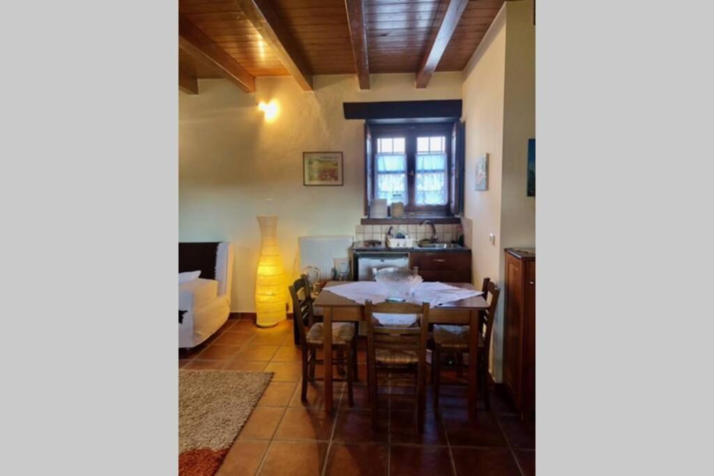 Periklis Guesthouse Anavriti. 斯巴达 外观 照片