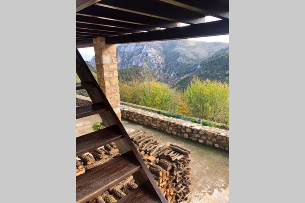 Periklis Guesthouse Anavriti. 斯巴达 外观 照片